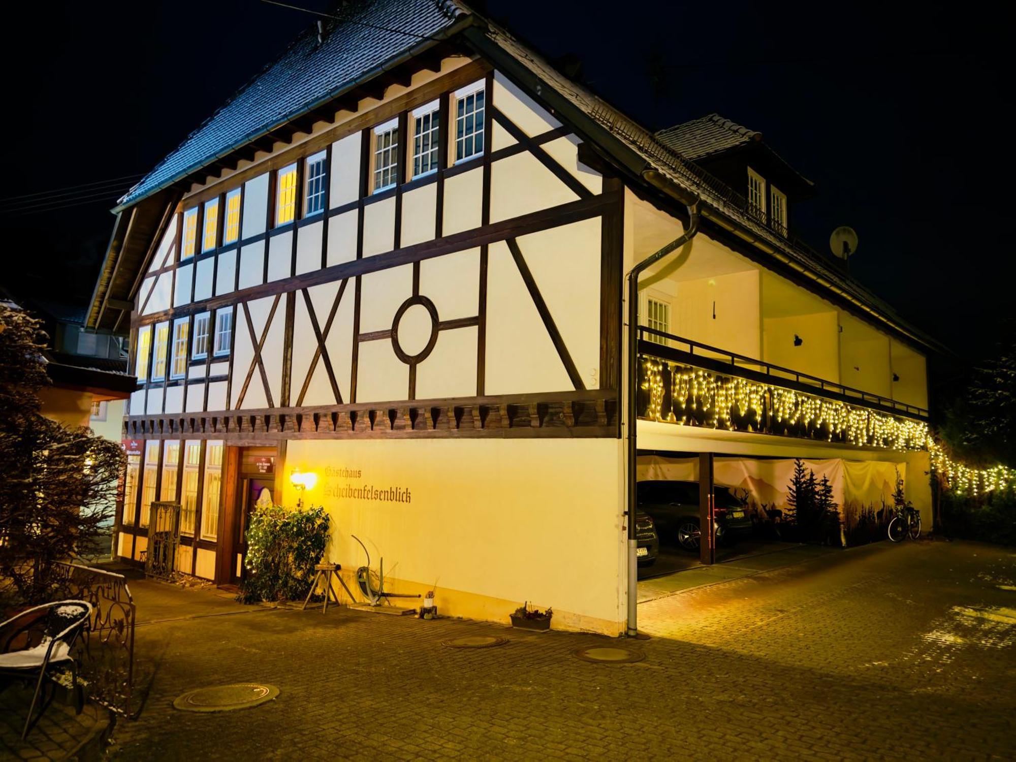 Hotel Restaurant Adler Stube ミュンスタータール エクステリア 写真