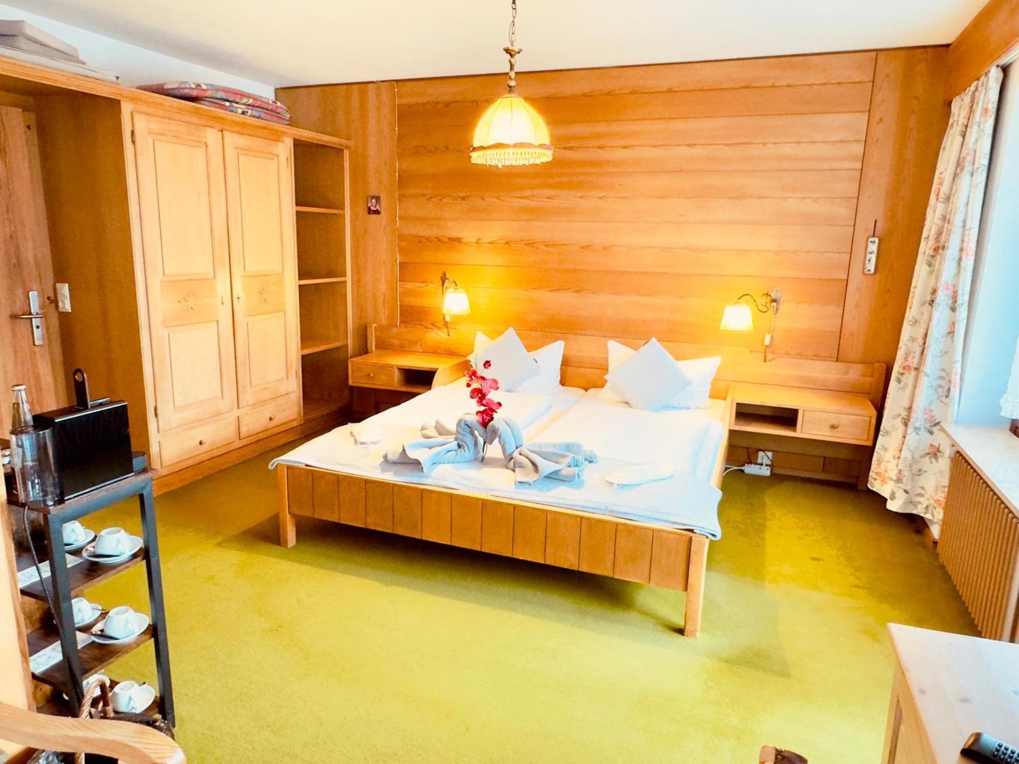 Hotel Restaurant Adler Stube ミュンスタータール エクステリア 写真