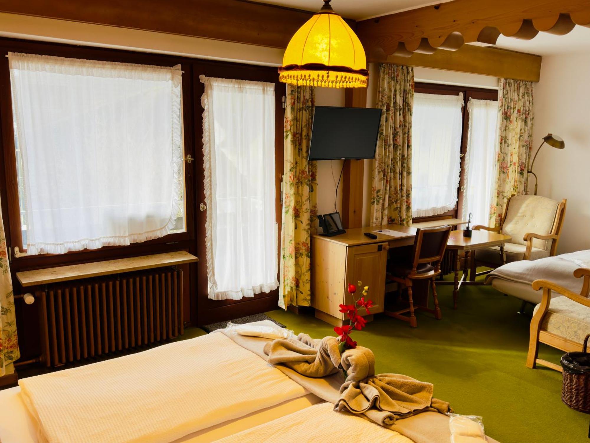 Hotel Restaurant Adler Stube ミュンスタータール 部屋 写真